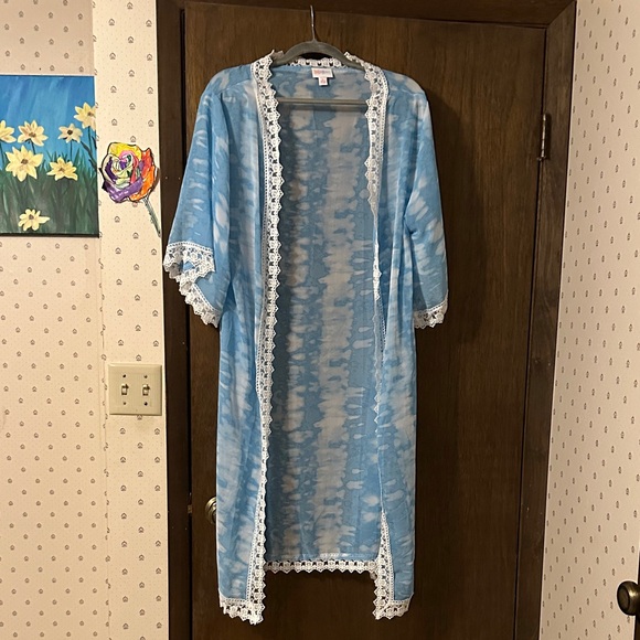 LuLaRoe Other - LuLaRoe Blue Tie-Dye Open Front Duster with Lace Trim